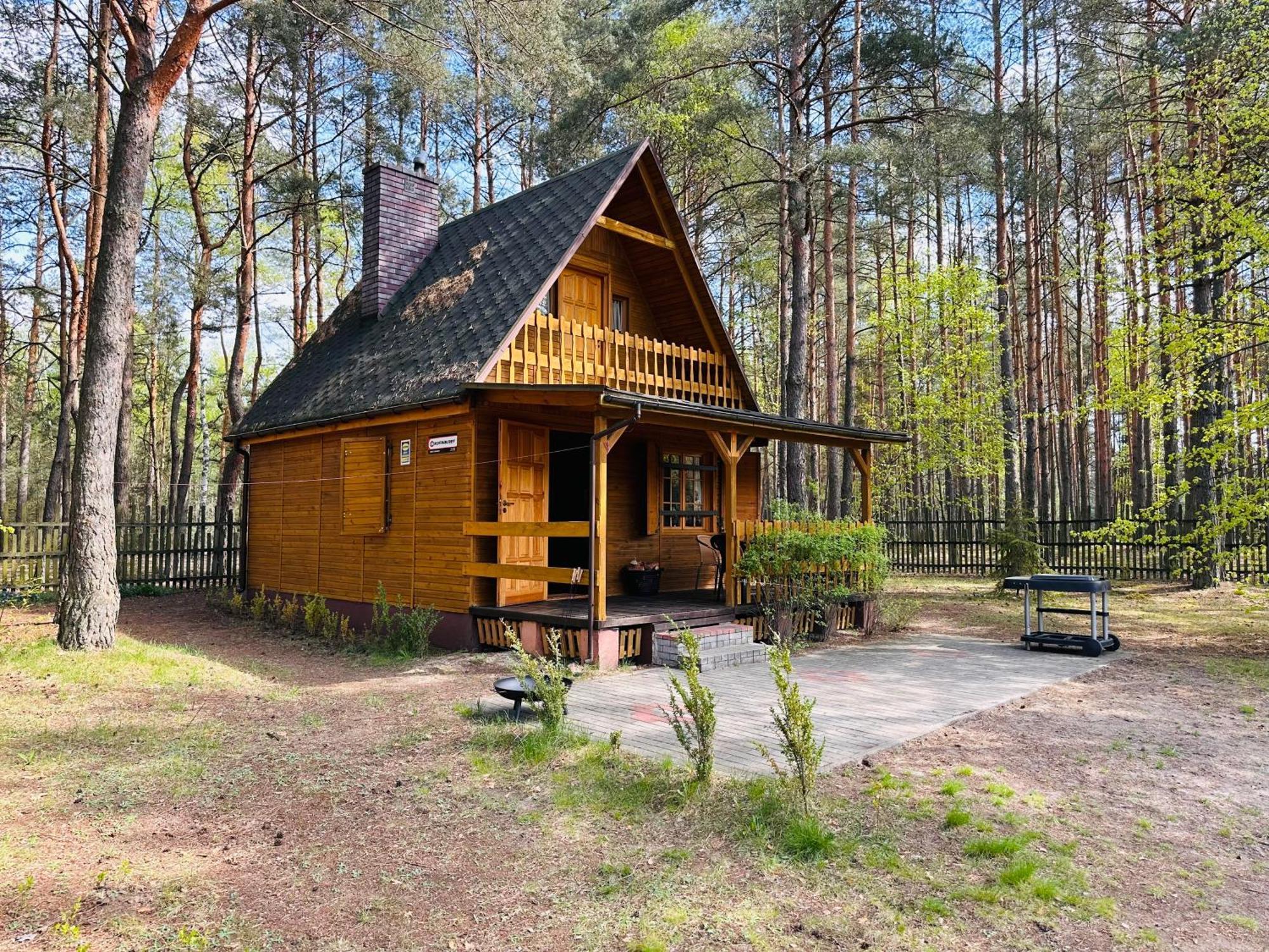 Lesniczowka Villa Rzadza ภายนอก รูปภาพ
