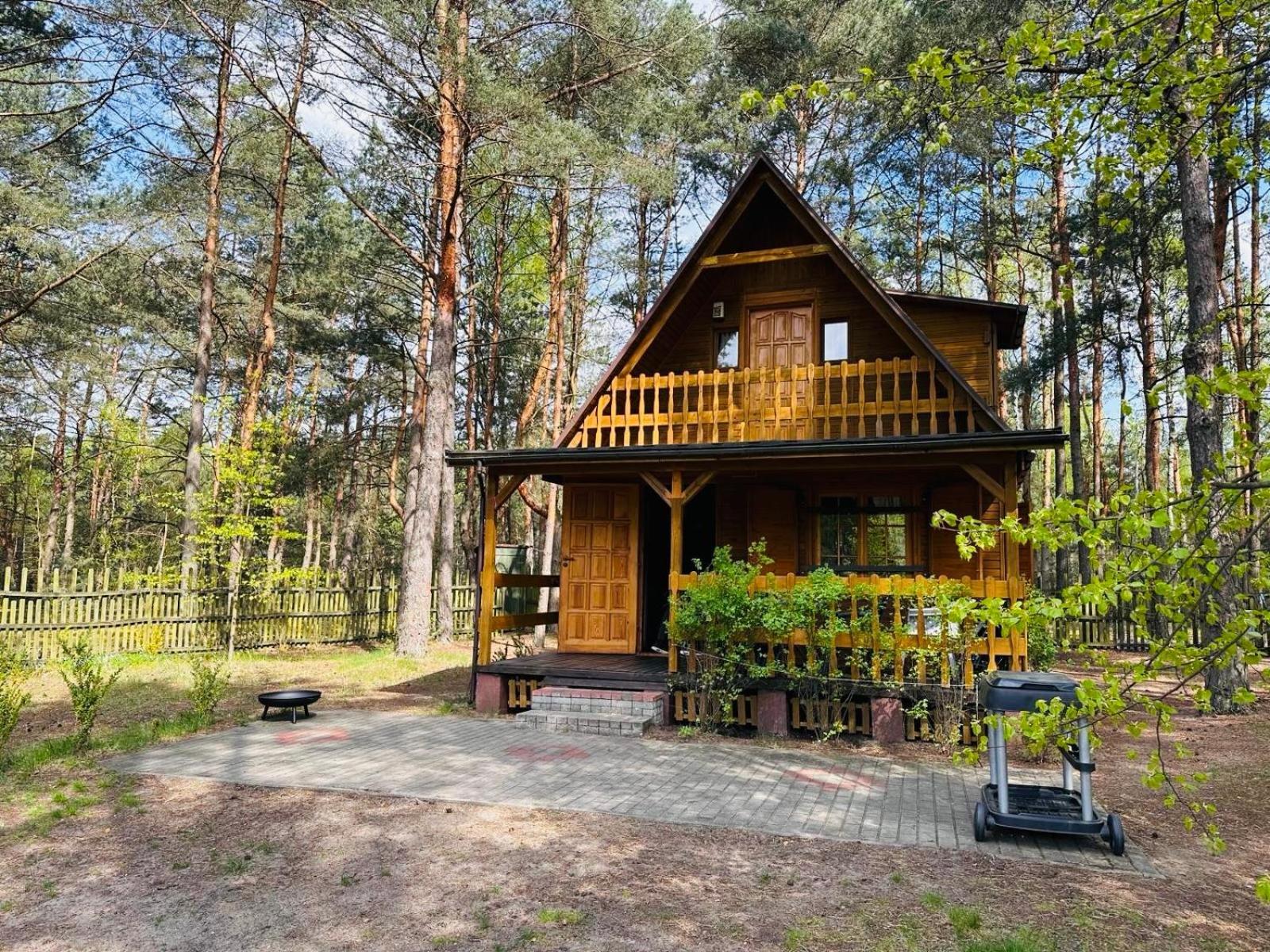 Lesniczowka Villa Rzadza ภายนอก รูปภาพ